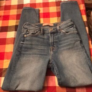 7 for all Mankind jeans- Luxe Vintage -Size 25- “the high waist ankle skinny”